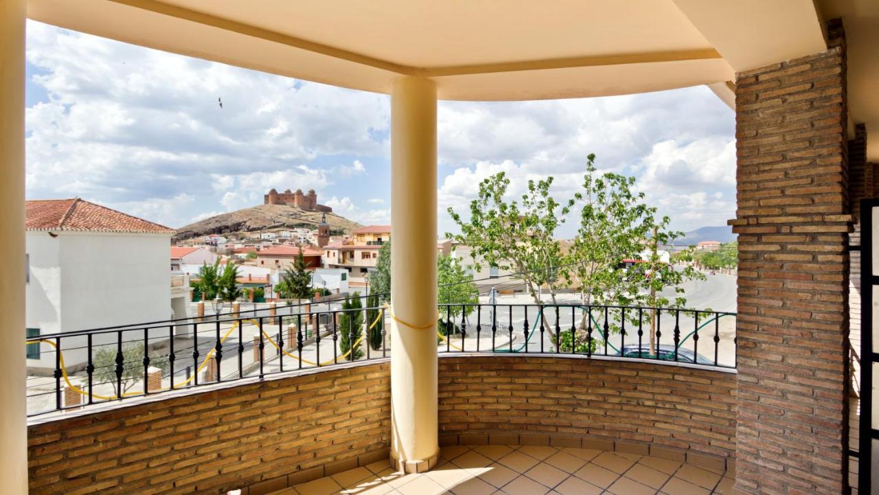 Labella - Hostal Rural Restaurante La Calahorra Luaran gambar