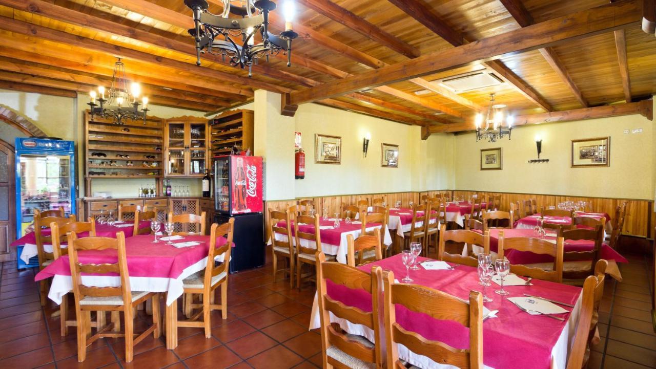 Labella - Hostal Rural Restaurante La Calahorra Luaran gambar