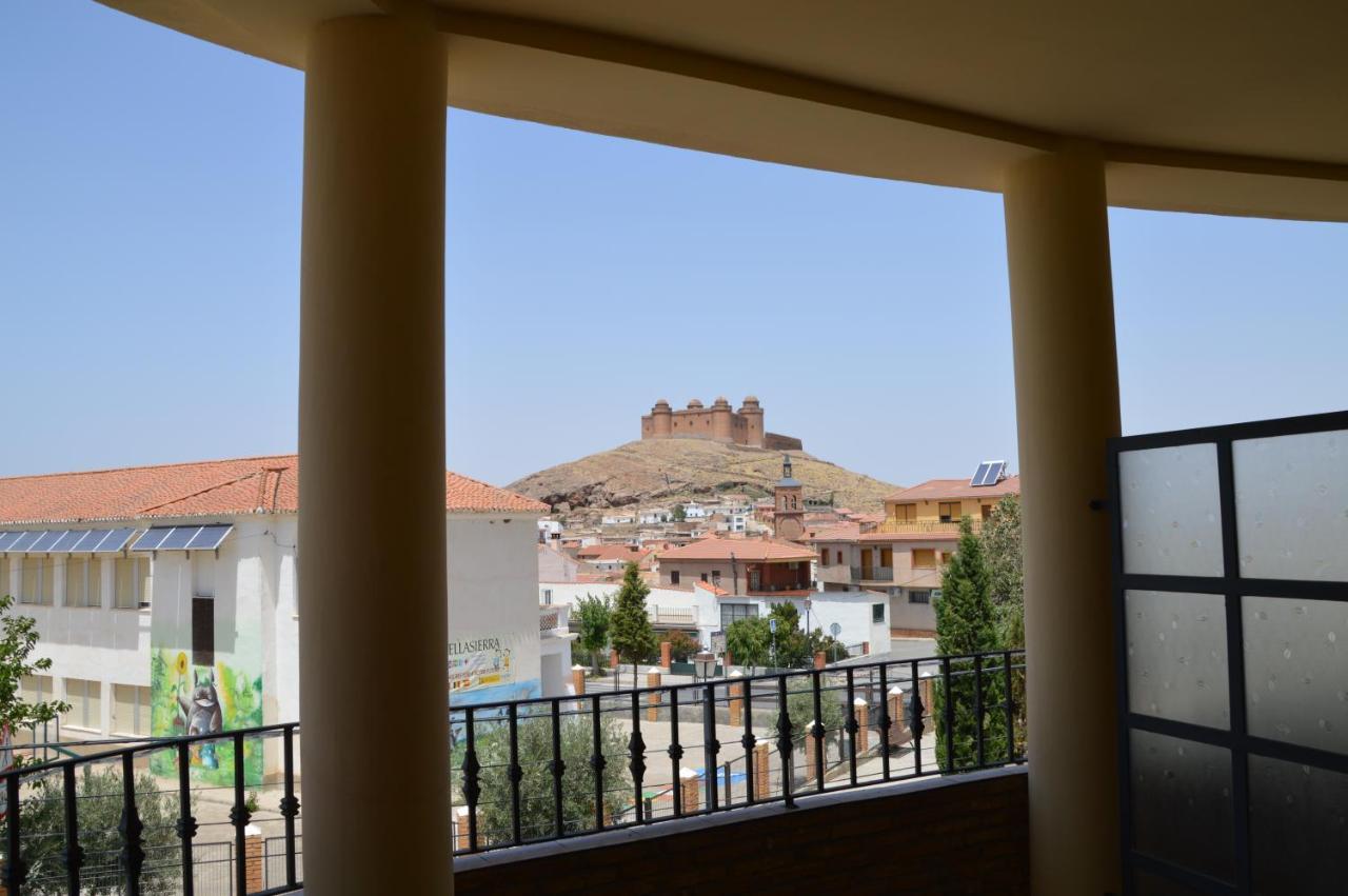 Labella - Hostal Rural Restaurante La Calahorra Luaran gambar