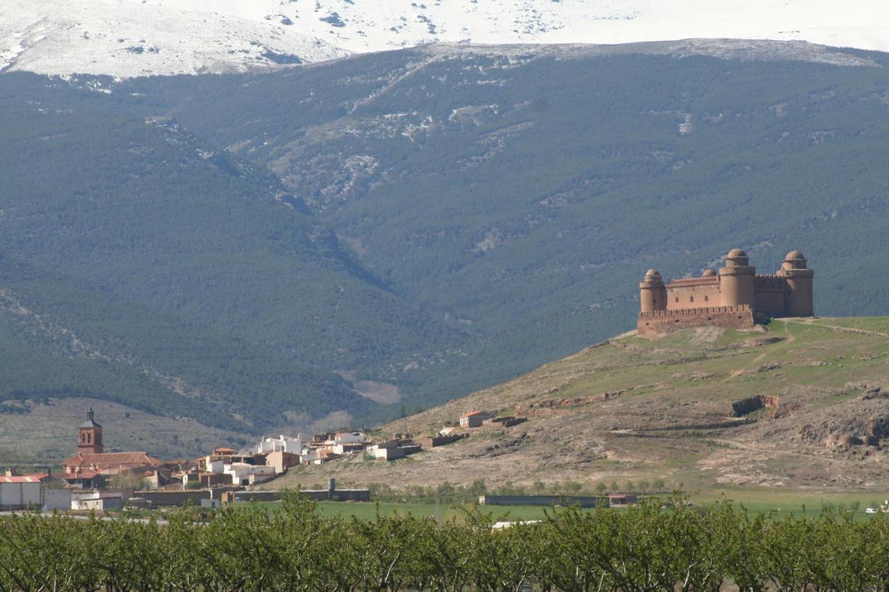 Labella - Hostal Rural Restaurante La Calahorra Luaran gambar